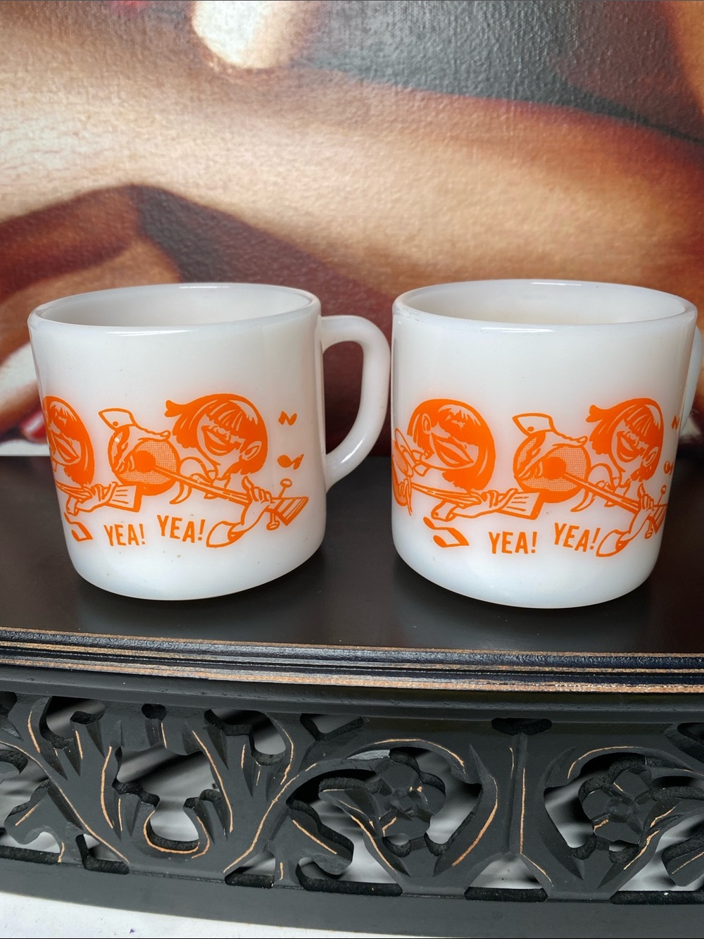 🍇 Vintage Fab Four  Beatlemania 2 Coffee Mugs Federal Milk Glass 1964